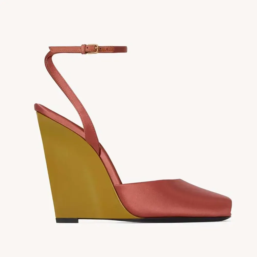 Saint Laurent YSL La Scandale Wedges in Satin Crepe for Women in Pink