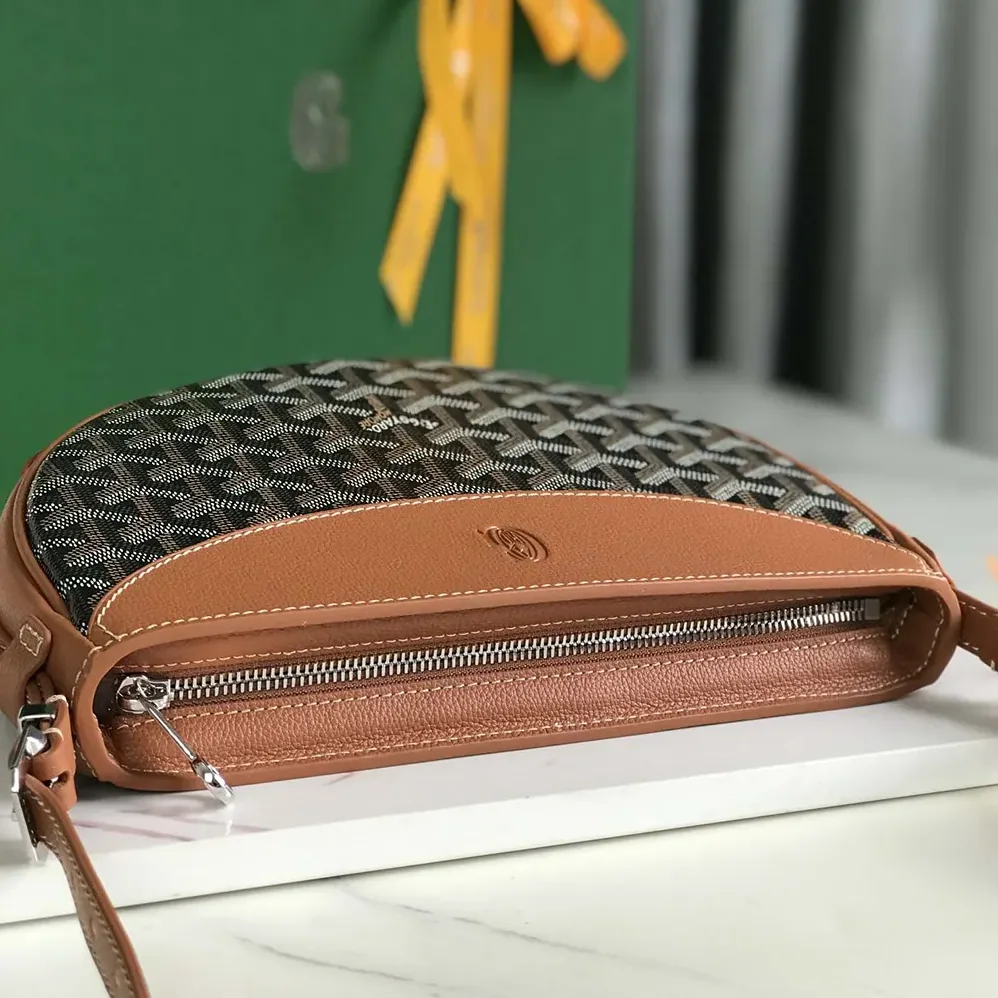 Goyard Hirondelle Bag for Unisex in Tan Goyard Hirondelle Bag for Unisex in Tan