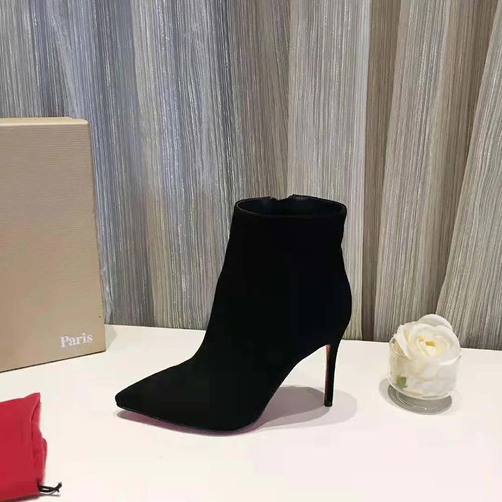Christian Louboutin Eloise Booty 100 mm Heel for Women in Black Christian Louboutin Eloise Booty 100 mm Heel for Women in Black