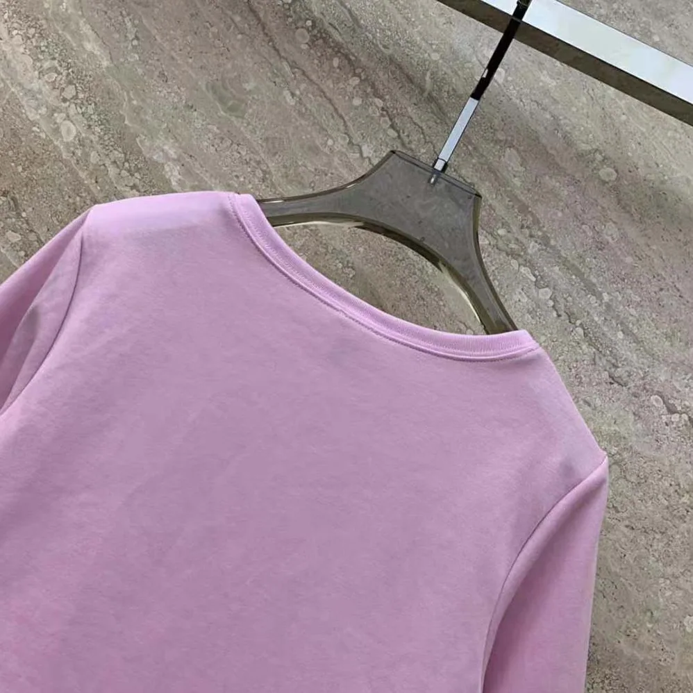 Loewe Cropped T-shirt in Cotton for Women in Pink Loewe Cropped T-shirt in Cotton for Women in Pink