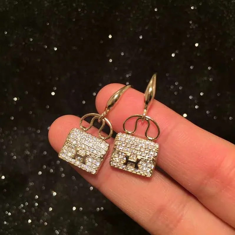 Amulettes Constance Earrings Gold Tone Amulettes Constance Earrings Gold Tone