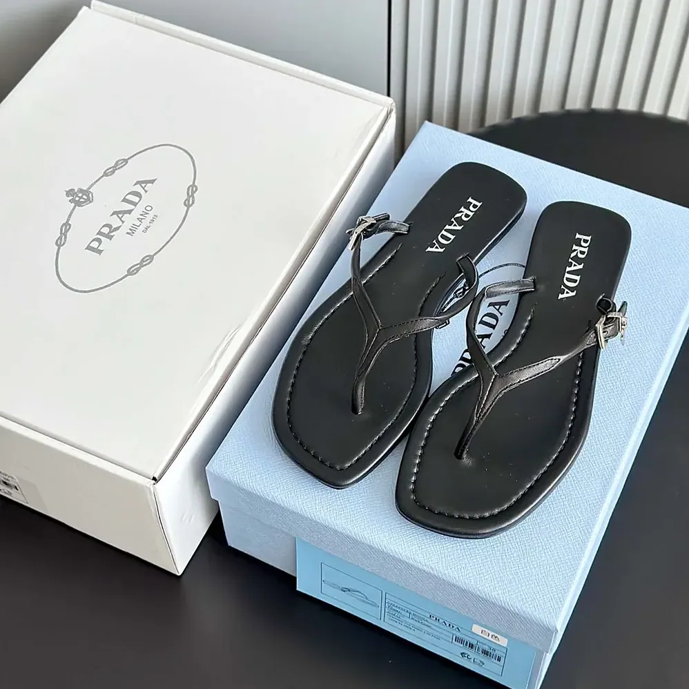 Prada Leather Thong Sandals for Women in Black Prada Leather Thong Sandals for Women in Black