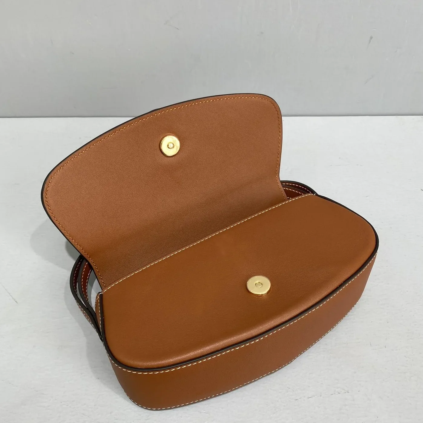 Celine Clutch On Strap Brown /