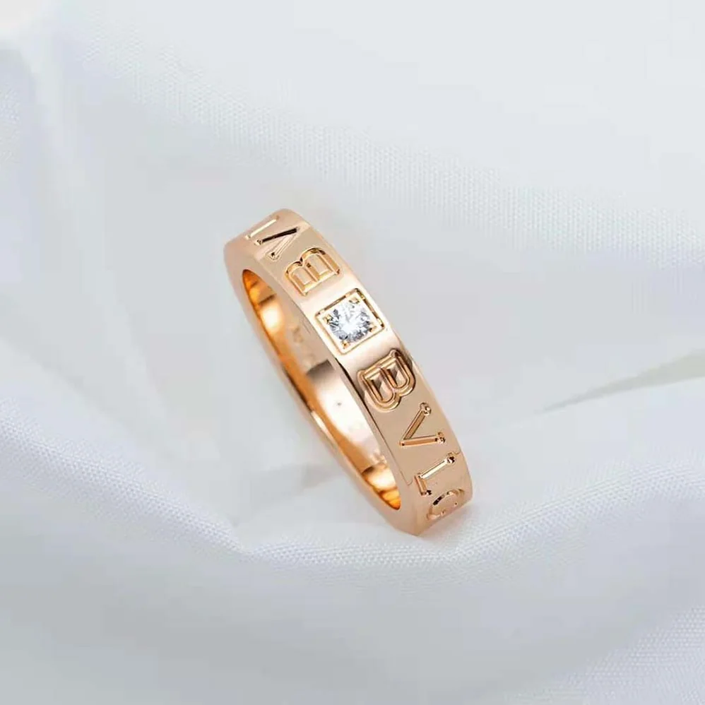 Bvlgari Bvlgari Bvlgari Ring 18 KT Rose Gold Ring with Diamond for Women in Gold Bvlgari Bvlgari Bvlgari Ring 18 KT Rose Gold Ring with Diamond for Women in Gold