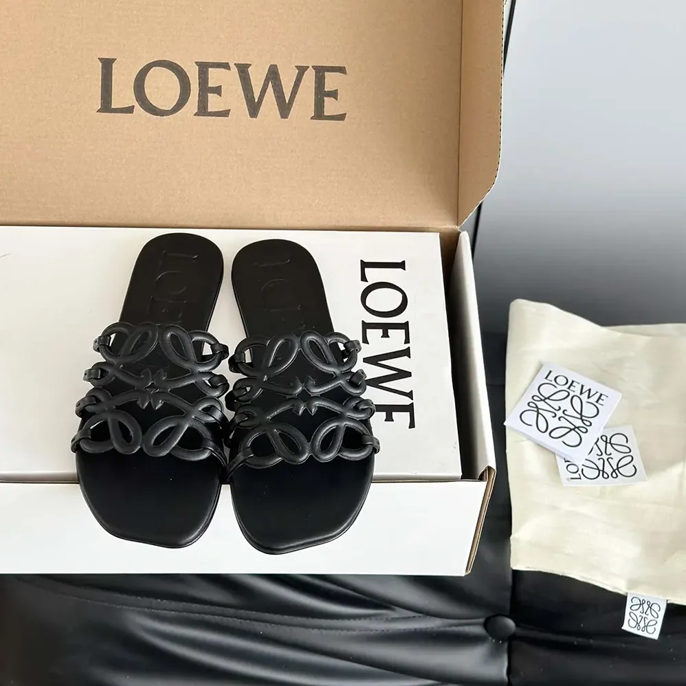 Loewe Petal Anagram Slide in Soft Calfskin for Women in Black