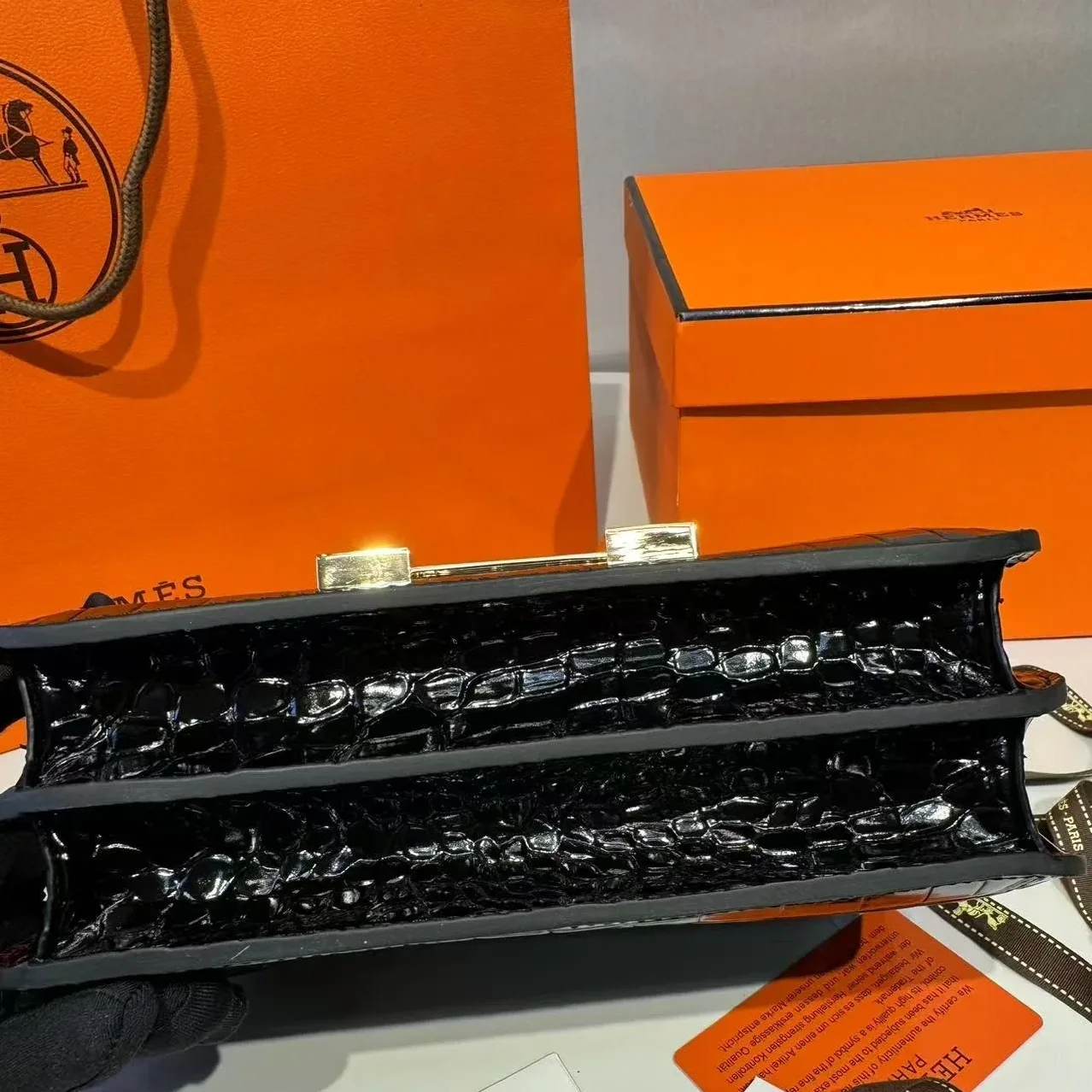 Hermes Constance 23 Pattern Crocodile Black
