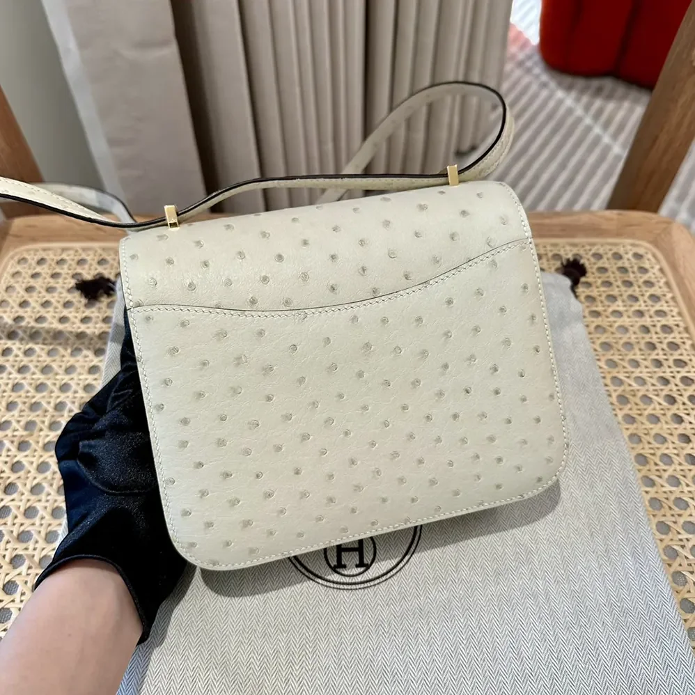 Hermes Constance 19 Bag Nata Ostrich Leather for Women in White/Gold Hermes Constance 19 Bag Nata Ostrich Leather for Women in White/Gold