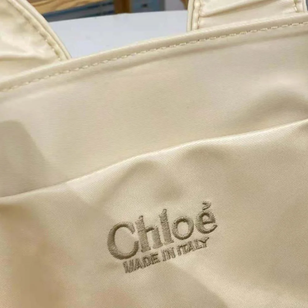 Chloe Small Woody Tote Bag for Women in White Chloe Small Woody Tote Bag for Women in White