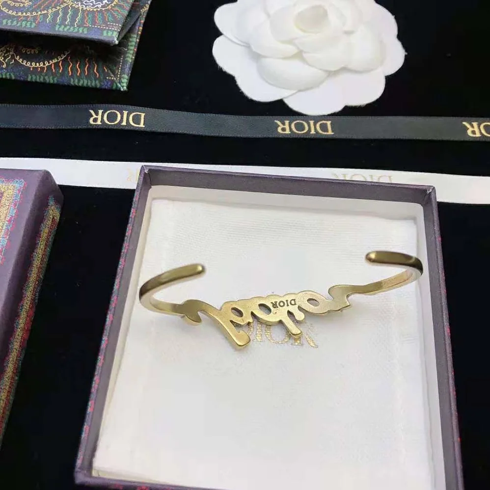 Dior J'Adior Bracelet Antique Gold for Women in Finish Metal Dior J'Adior Bracelet Antique Gold for Women in Finish Metal