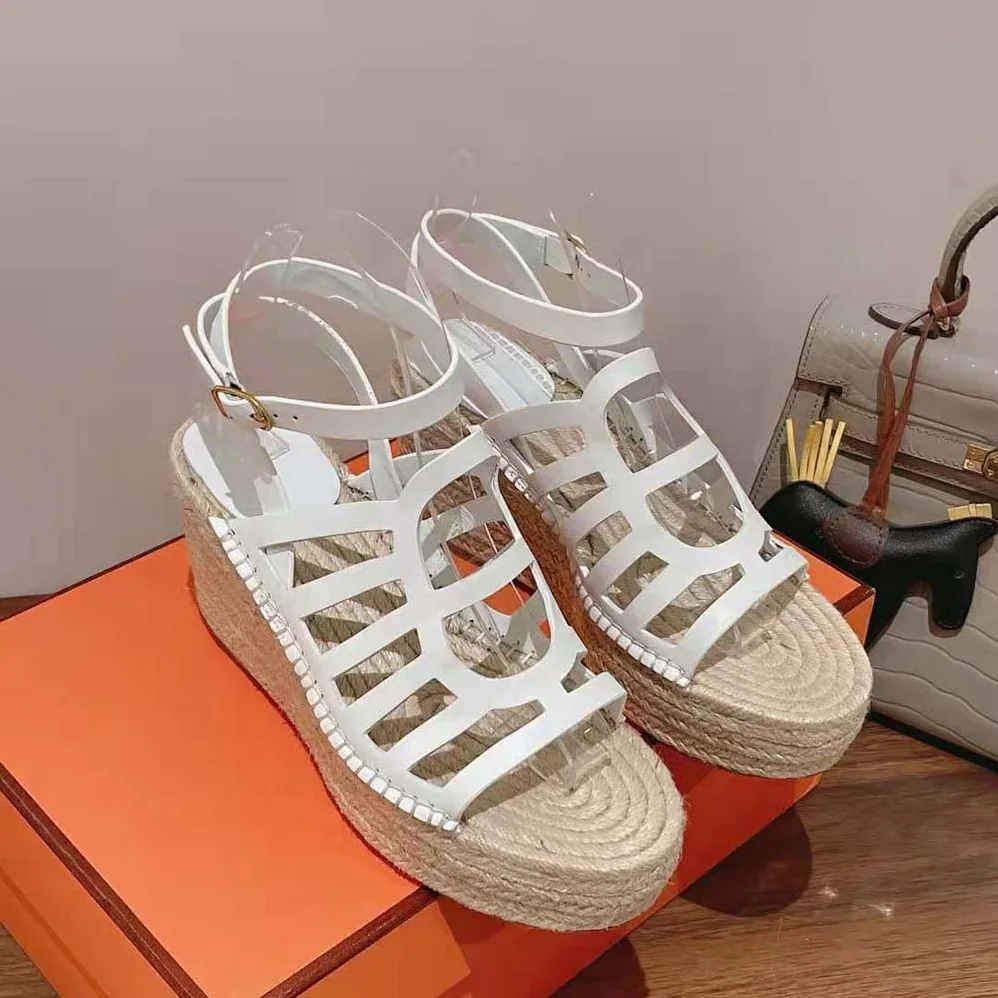 Hermes Catalya Espadrille in Calfskin with “Chaine D'Ancre” Motif for Women in White Hermes Catalya Espadrille in Calfskin with “Chaine D'Ancre” Motif for Women in White
