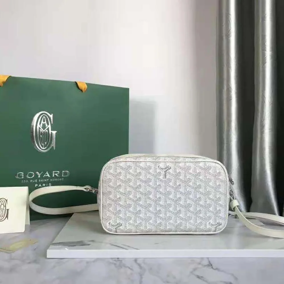 Goyard Cap-vert Pm Bag for Unisex in White Goyard Cap-vert Pm Bag for Unisex in White
