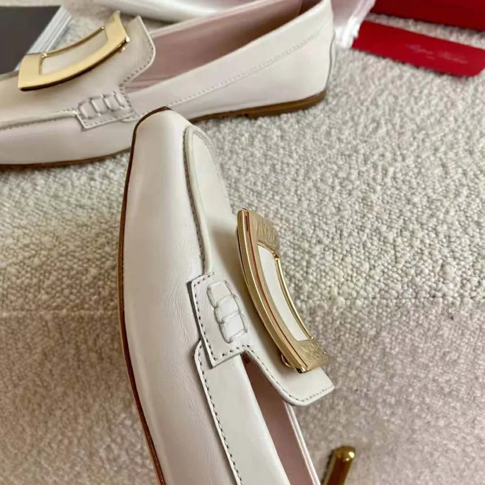 Roger Vivier Viv' Driver Metal Buckle Loafers in Leather for Women in White Roger Vivier Viv' Driver Metal Buckle Loafers in Leather for Women in White