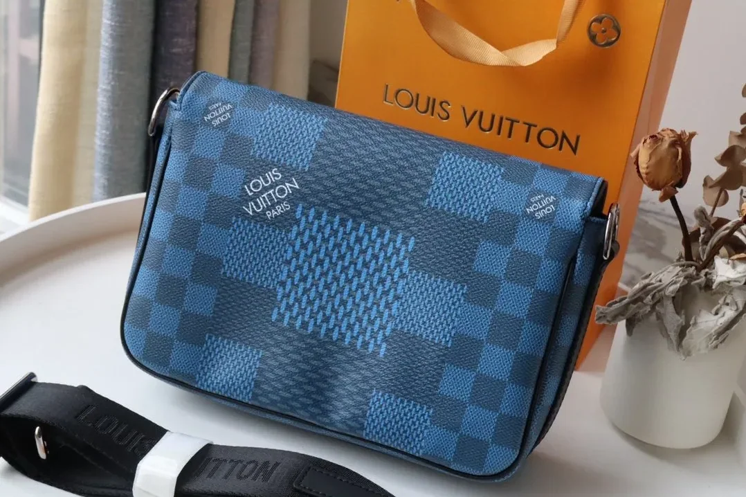 Louis Vuitton Studio Messenger Damier Graphite Blue