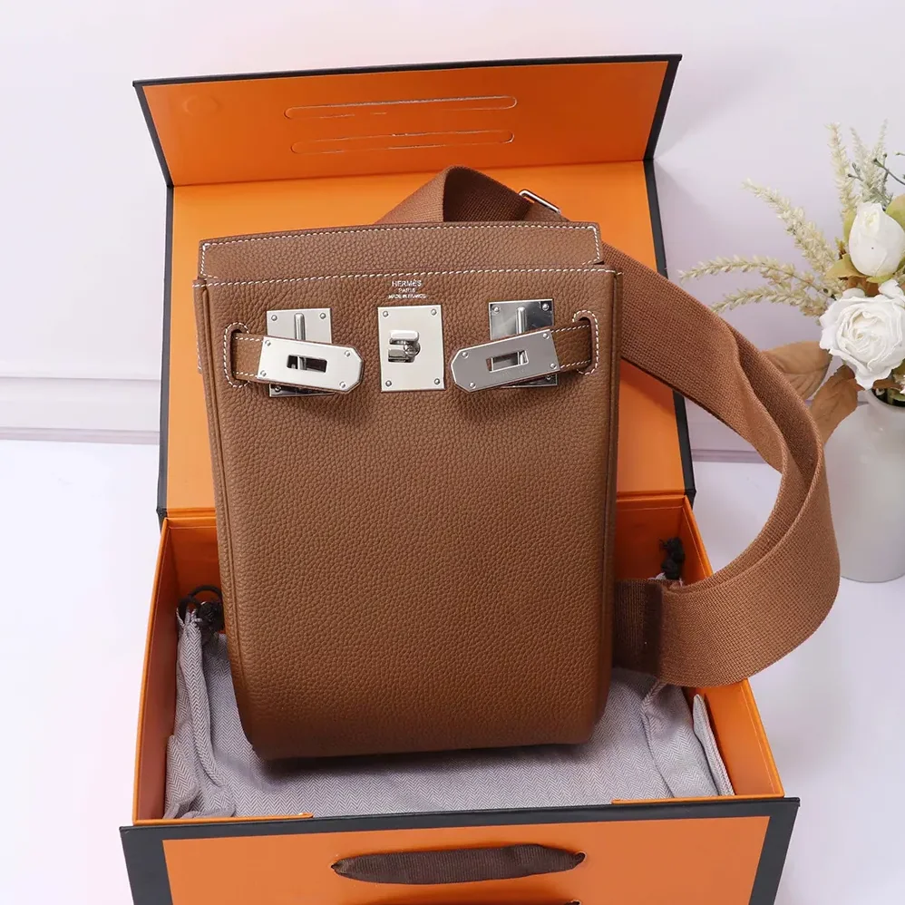 Hermes Hac A Dos PM Backpack for Unisex in Brown Hermes Hac A Dos PM Backpack for Unisex in Brown