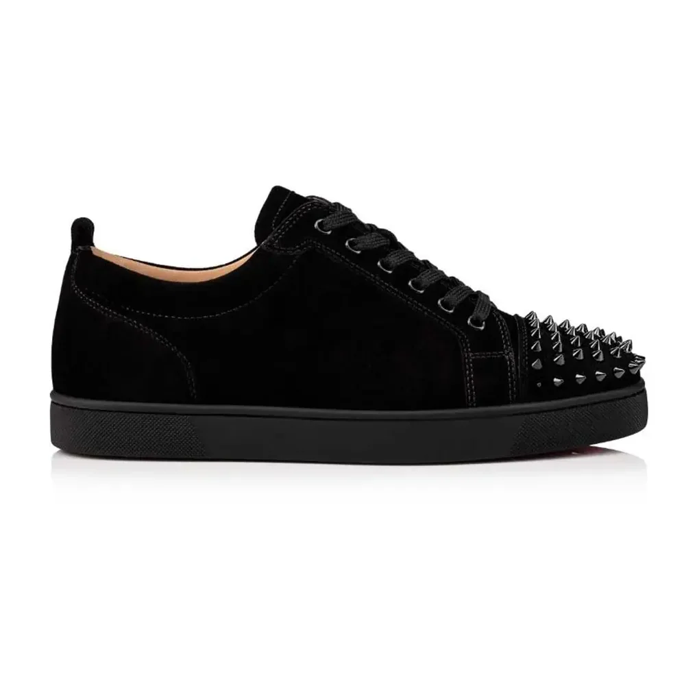 Christian Louboutin Louis Junior Spikes Sneakers Veau Velours for Unisex in Black Christian Louboutin Louis Junior Spikes Sneakers Veau Velours for Unisex in Black