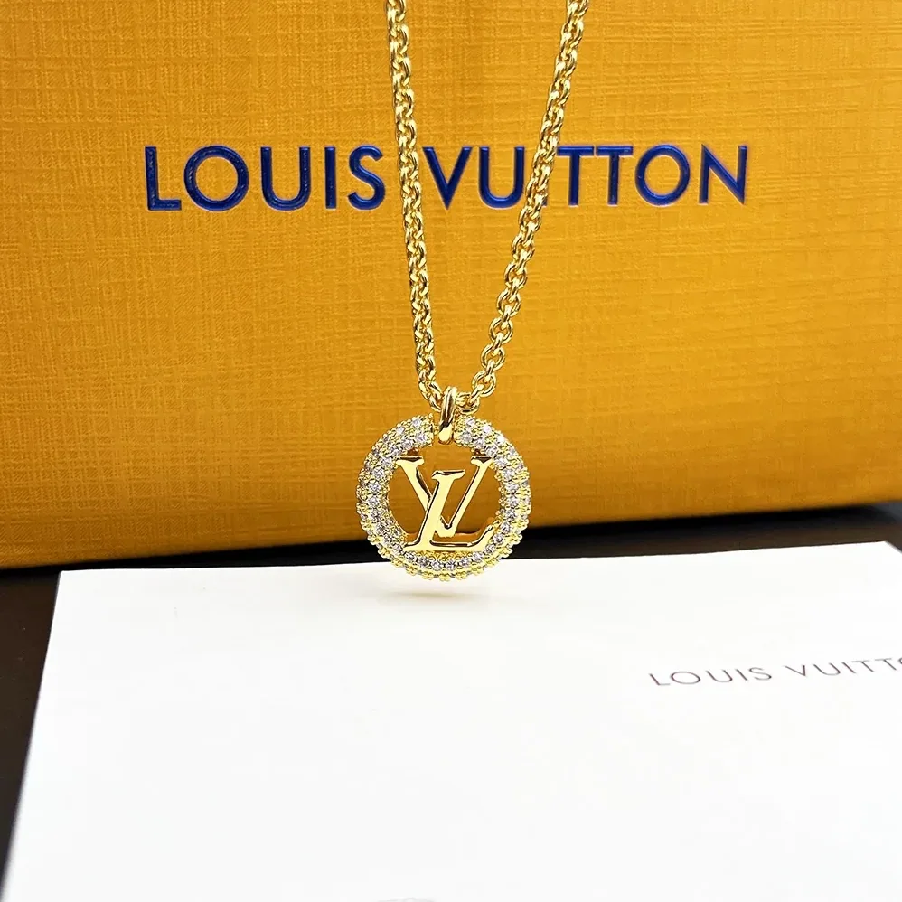 Louis Vuitton Louise By Night Necklace Gold Louis Vuitton Louise By Night Necklace Gold