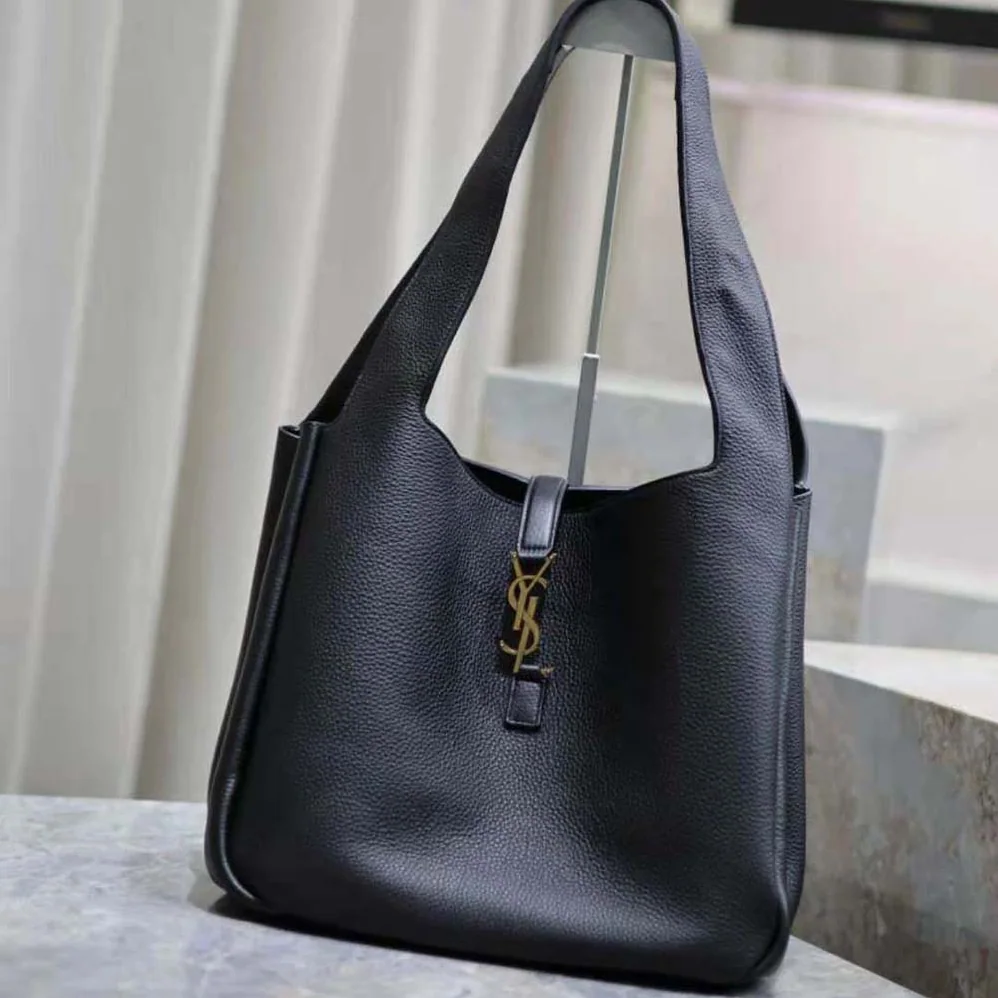 Saint Laurent YSL Bea in Grained Leather for Women in Black Saint Laurent YSL Bea in Grained Leather for Women in Black
