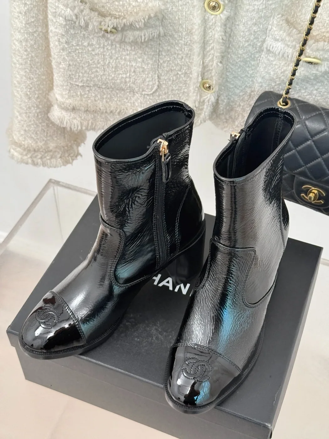 Chanel Glossy Chunky Ankle Heel Boots Black / Chanel Glossy Chunky Ankle Heel Boots Black /