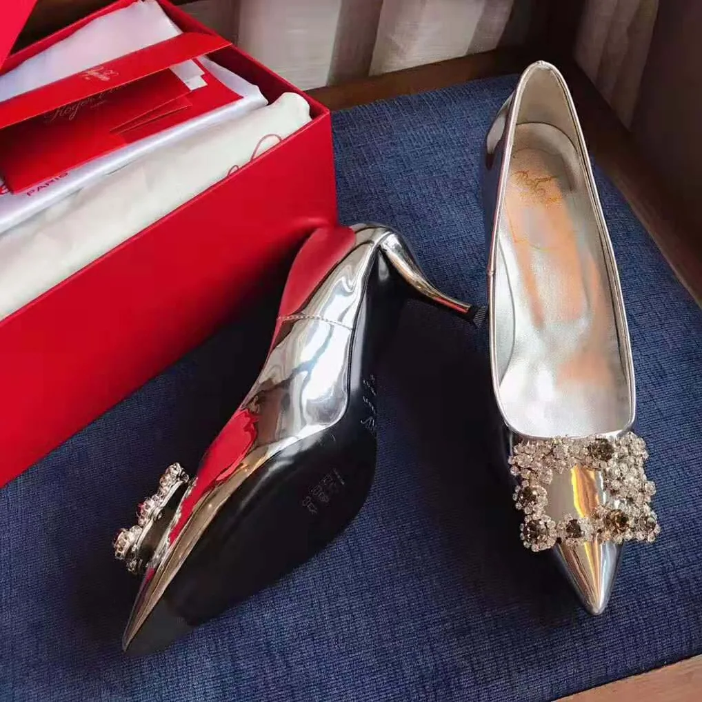 Roger Vivier Flower Strass Buckle Pumps for Women in Silver