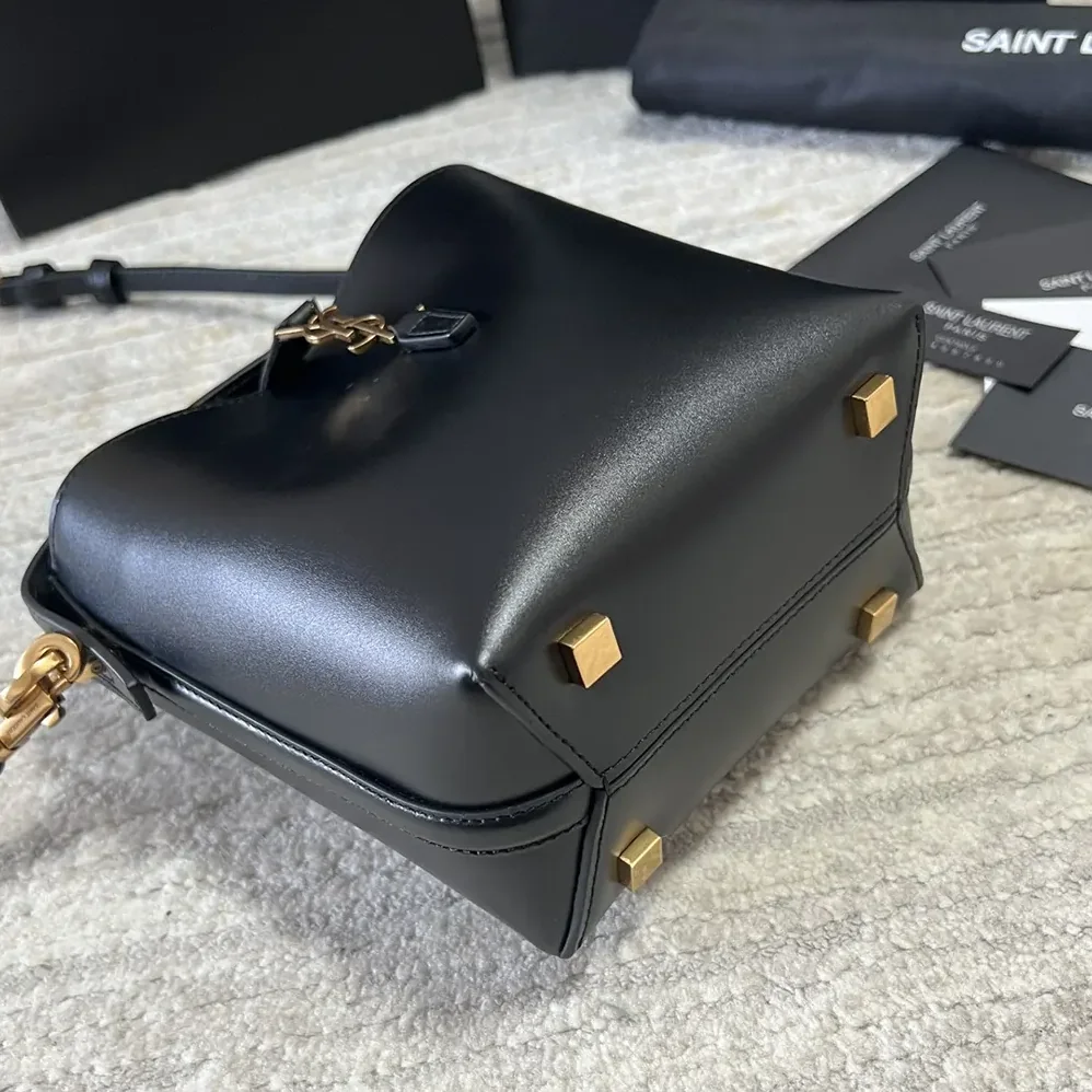 Saint Laurent YSL Le 37 Mini in Shiny Leather for Women in Black