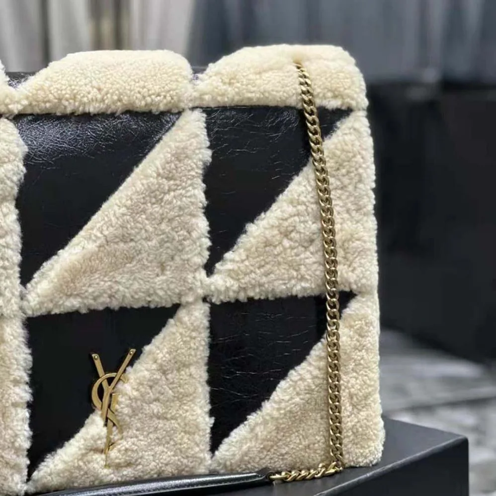 Saint Laurent YSL Jamie Giant Chain Bag “Carré Rive Gauche” in Suede and Shearling Patchwork for Women in Black Saint Laurent YSL Jamie Giant Chain Bag “Carré Rive Gauche” in Suede and Shearling Patchwork for Women in Black