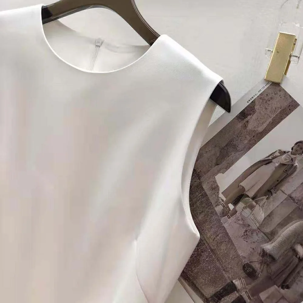 Fendi White Wool and Silk Dress with Fitted Waist and Cross for Women in Over Skirt