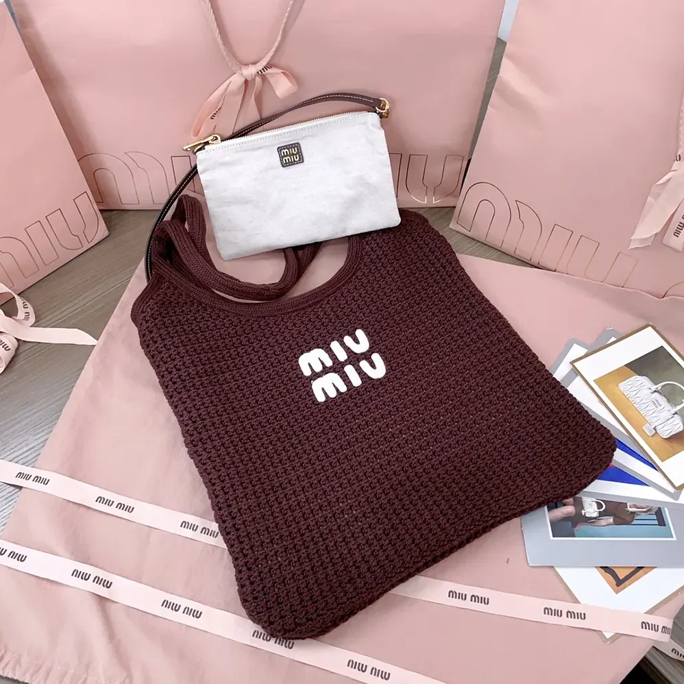 Miu Miu Ivy Raffia for Women in Effect Woven Tote Bag Miu Miu Ivy Raffia for Women in Effect Woven Tote Bag