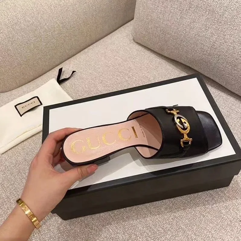 Gucci Zumi Slide Sandals Black