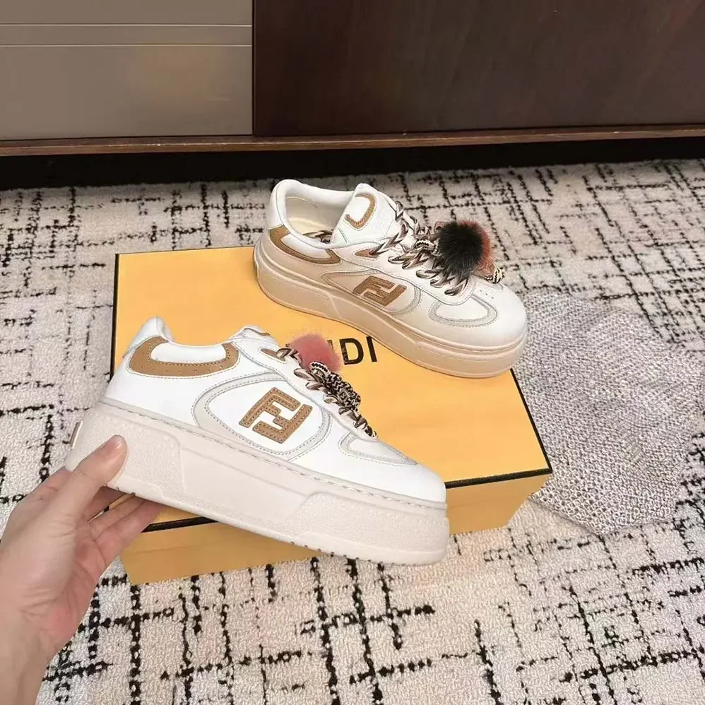 Fendi Match Low Top Platform Shoes In White Leather With Charm for Women