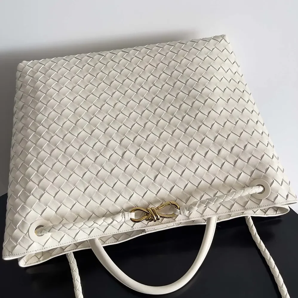Bottega Veneta Large Andiamo in Lambskin Leather for Women in White Bottega Veneta Large Andiamo in Lambskin Leather for Women in White