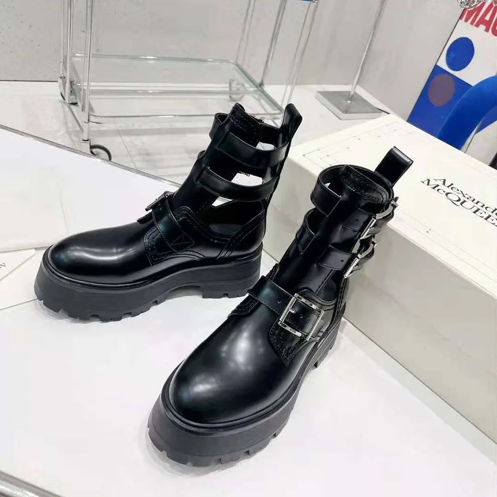 Alexander Mcqueen Rave Buckle Boot in Black for Women in Silver Alexander Mcqueen Rave Buckle Boot in Black for Women in Silver