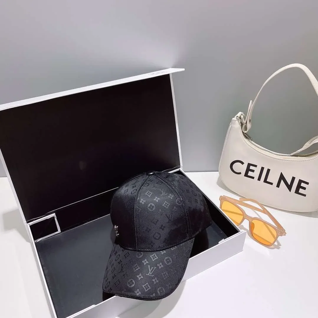 Louis Vuitton Iconic Cap Black Louis Vuitton Iconic Cap Black