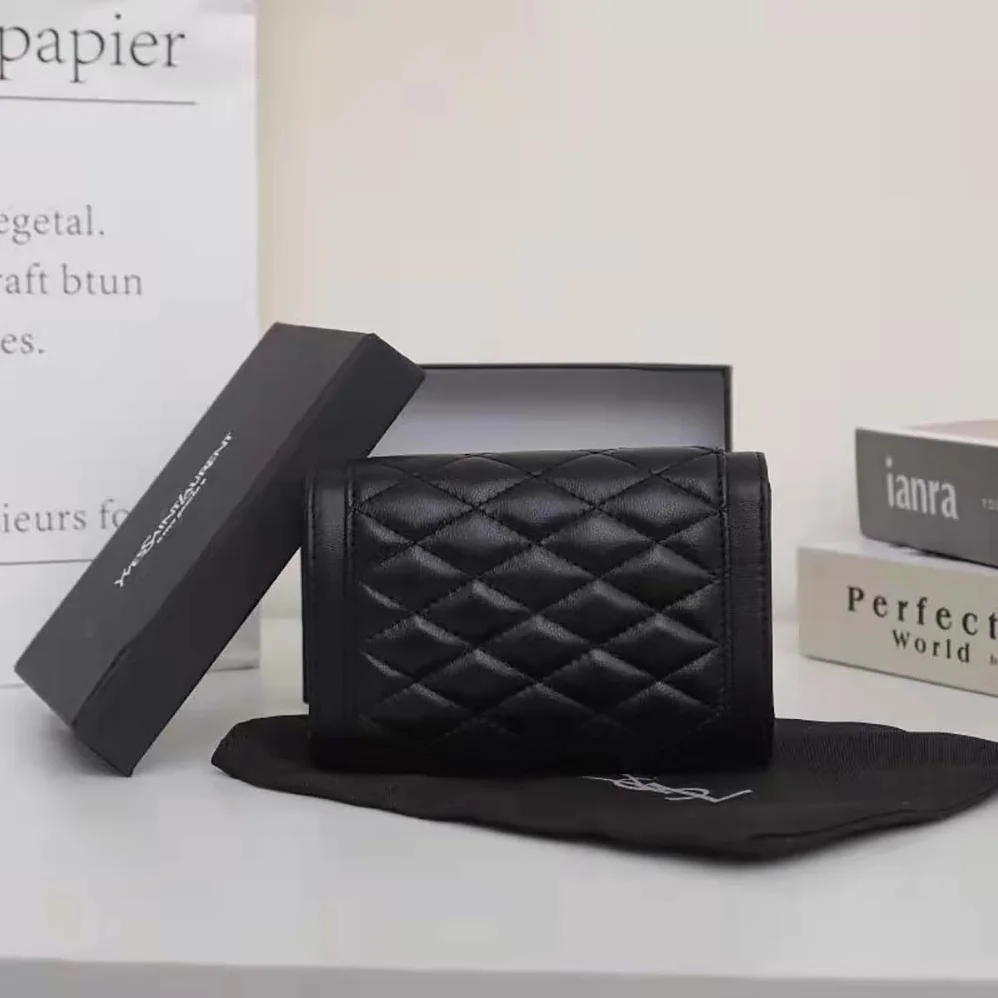 Saint Laurent YSL Vlogo Signature Grainy Calfskin Cardholder wth Zipper for Women in Black Saint Laurent YSL Vlogo Signature Grainy Calfskin Cardholder wth Zipper for Women in Black