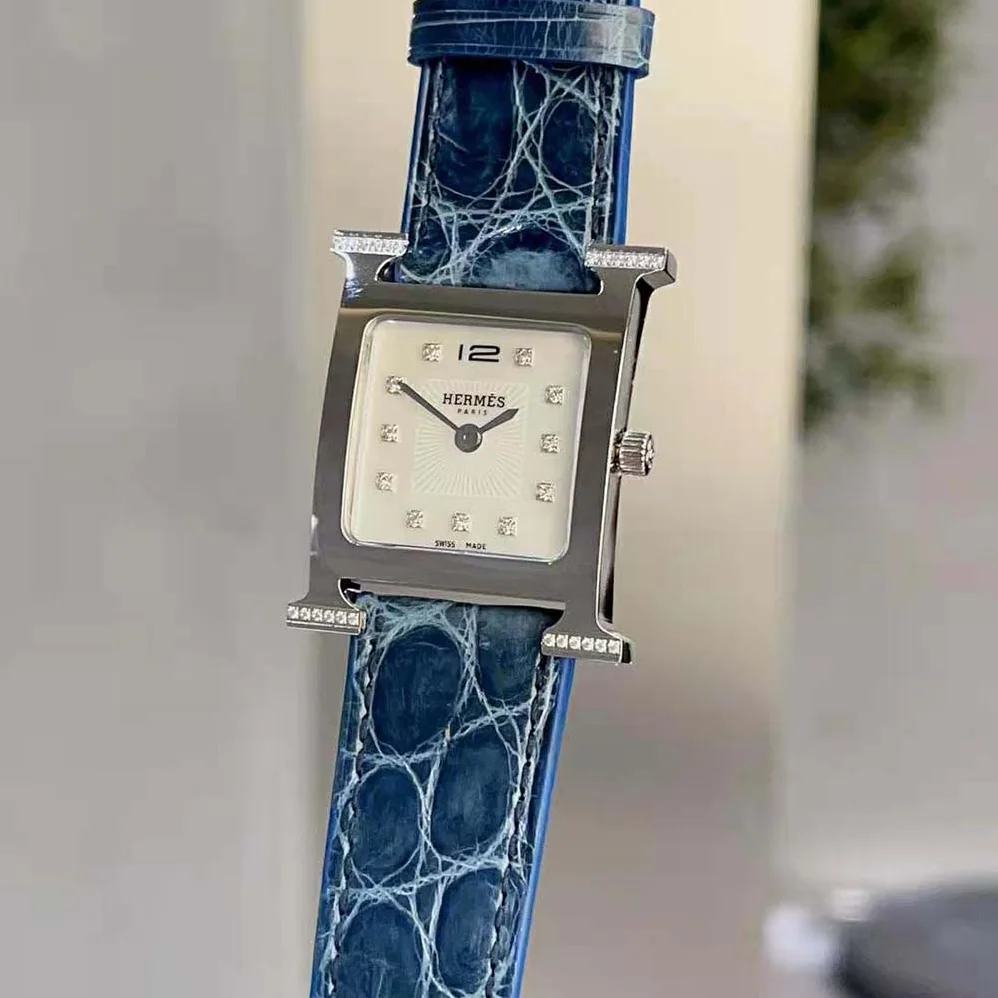 Hermes Heure H Watch Small Model Quartz Movement 25 mm in Diamond-set Steel for Women in Navy Hermes Heure H Watch Small Model Quartz Movement 25 mm in Diamond-set Steel for Women in Navy