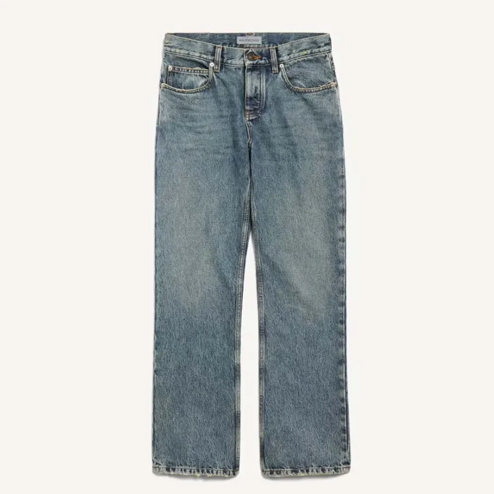 Balenciaga Regular Fit Jeans in Dirty Vintage Blue for Women Balenciaga Regular Fit Jeans in Dirty Vintage Blue for Women