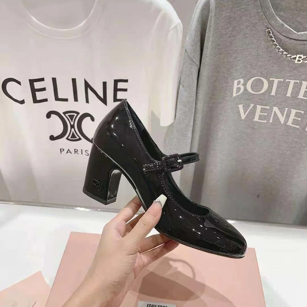Miu Miu Patent Leather Pumps with Metal Lettering Logo for Women in Black Miu Miu Patent Leather Pumps with Metal Lettering Logo for Women in Black