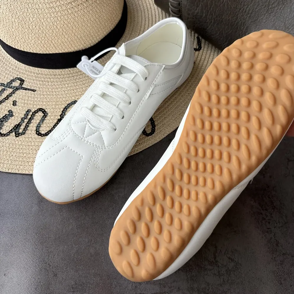 Alexander Mcqueen Boxe Sneaker in Off White for Unisex