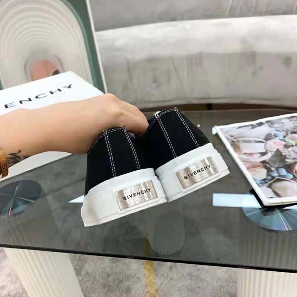 Givenchy Sneakers City in Canvas and Leather for Women in Black