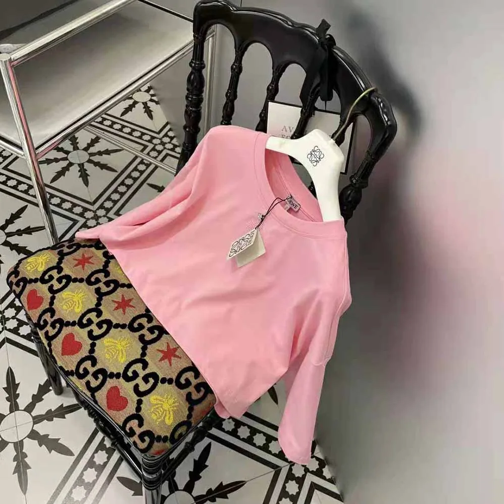 Loewe Cropped Anagram T-shirt in Cotton for Women in Pink