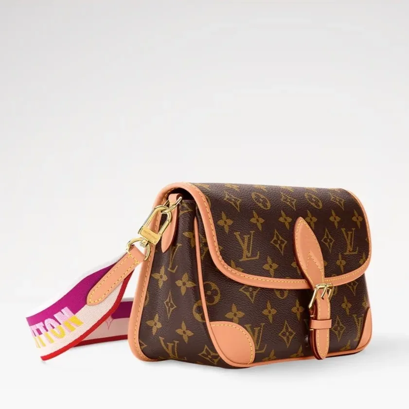 Louis Vuitton Diane Shoulder Bag in Brown Monogram Gold Hardware