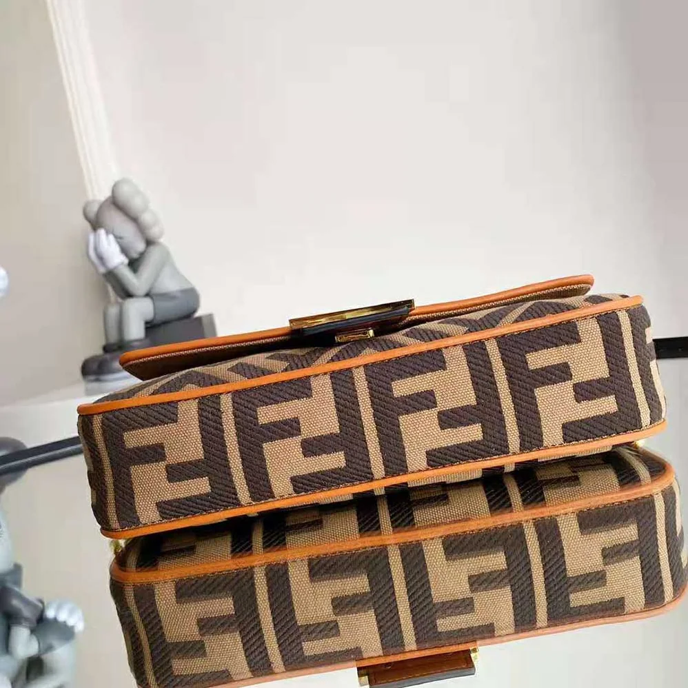 Fendi Baguette Green Canvas Bag for Women