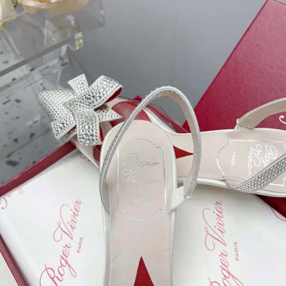 Roger Vivier I Love Vivier Bow Strass Pumps in PVC for Women