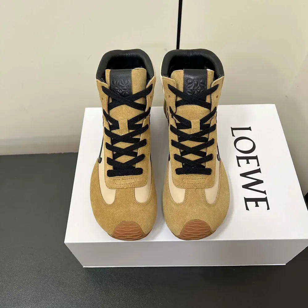 Loewe Ballet Runner 2.0 High-top in Nylon and Calfskin for Unisex in Brown Loewe Ballet Runner 2.0 High-top in Nylon and Calfskin for Unisex in Brown