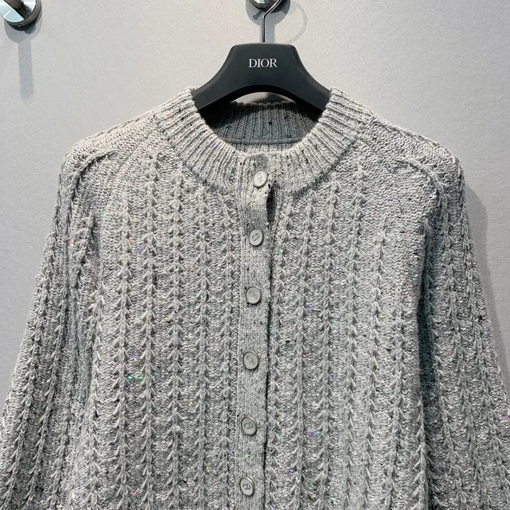 Dior Cardigan Gray Virgin Wool-Cashmere-Blend Tweed Embroidered with Sequins for Women Dior Cardigan Gray Virgin Wool-Cashmere-Blend Tweed Embroidered with Sequins for Women