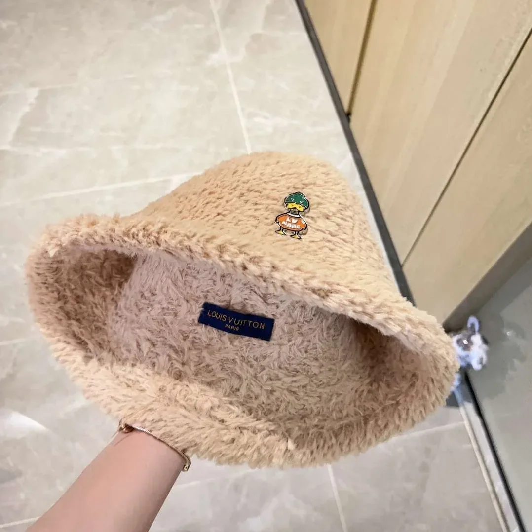 Louis Vuitton Duck Beanie LV Beige