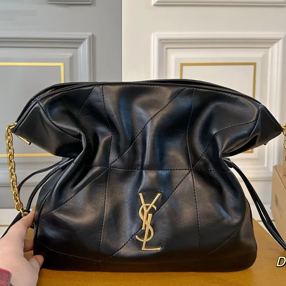 Saint Laurent YSL Jamie Shopping Small in Lambskin for Women in Black