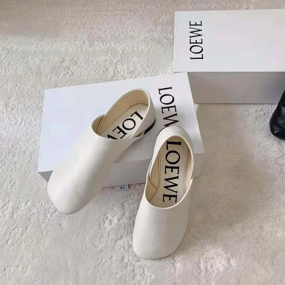 Loewe Toy Slipper in Goatskin for Women in White Loewe Toy Slipper in Goatskin for Women in White