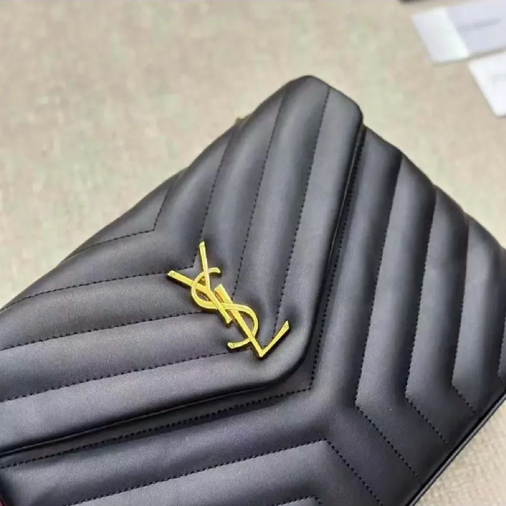 Saint Laurent YSL Loulou Medium Bag in Matelassé Y Leather for Women in Black Saint Laurent YSL Loulou Medium Bag in Matelassé Y Leather for Women in Black