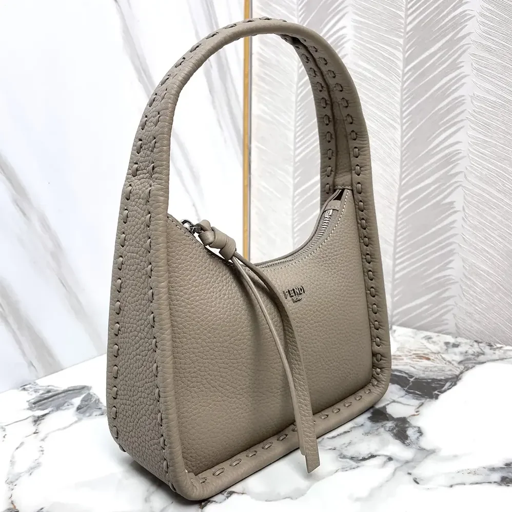 Fendi Mini Fendessence Small Dove Gray Selleria Bag with 264 Hand for Women in sewn Topstitches Fendi Mini Fendessence Small Dove Gray Selleria Bag with 264 Hand for Women in sewn Topstitches