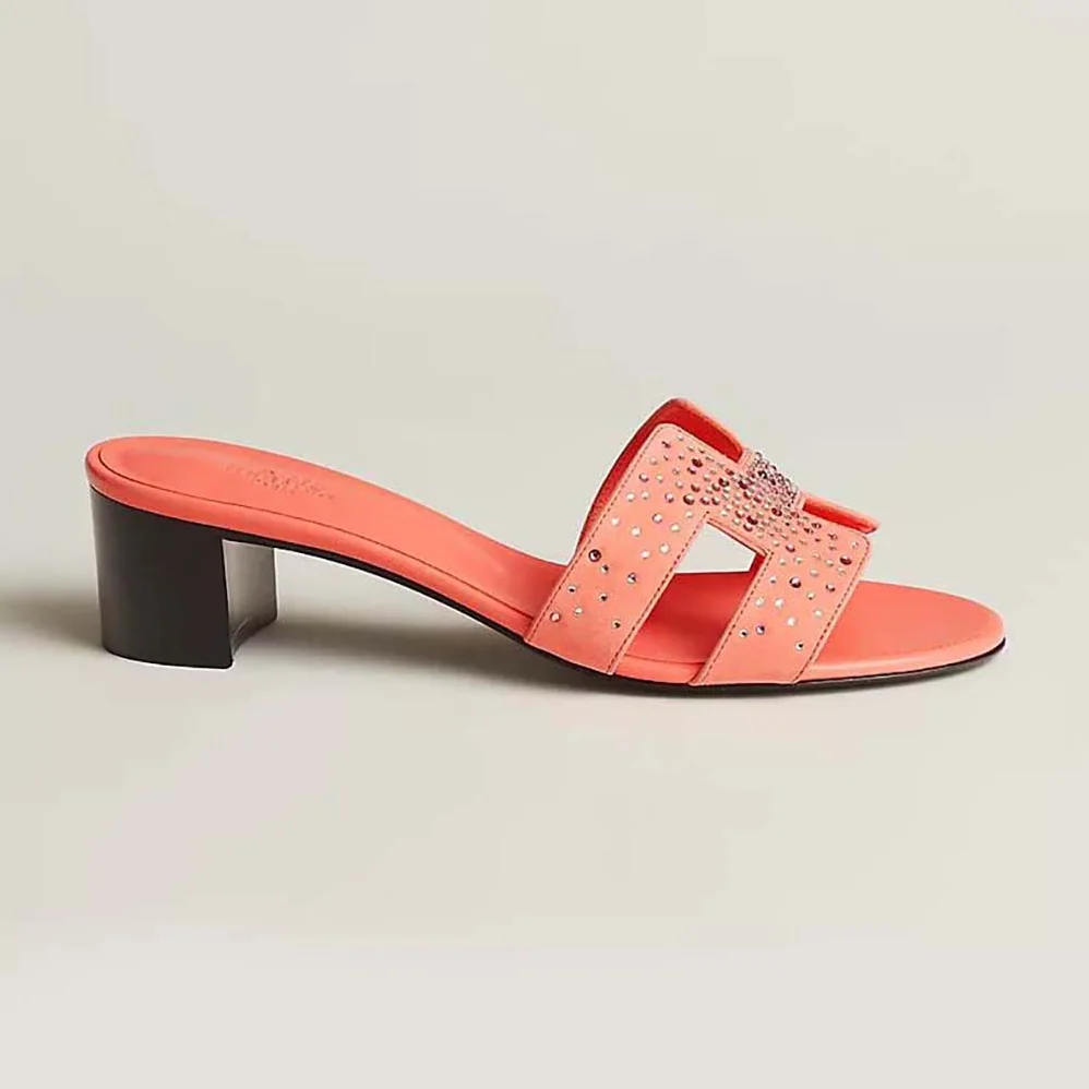 Hermes Oasis Sandal in Suede Goatskin for Women in Pink Hermes Oasis Sandal in Suede Goatskin for Women in Pink
